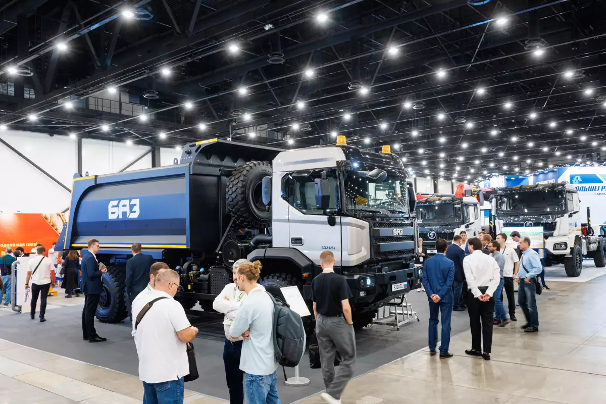 Новая эра тяжёлой техники БАЗ на ЕСТ 2025